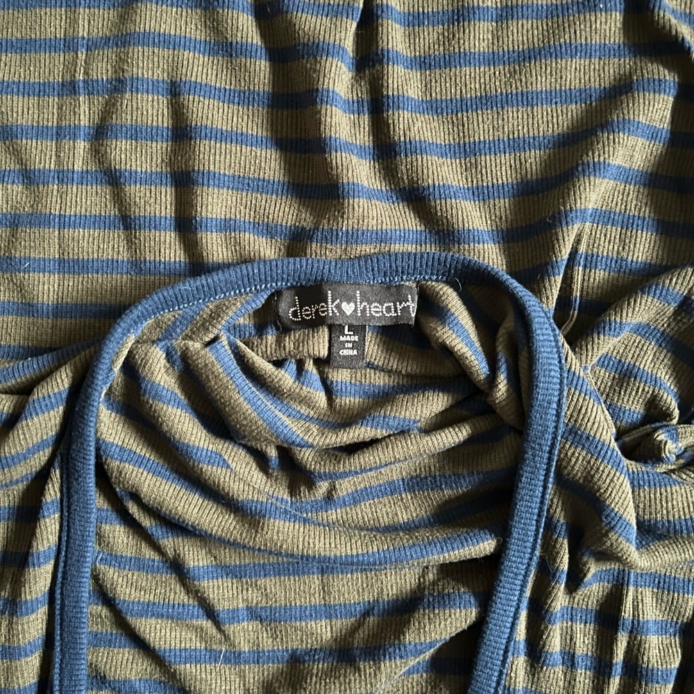 open back tee - Picture 4 of 4